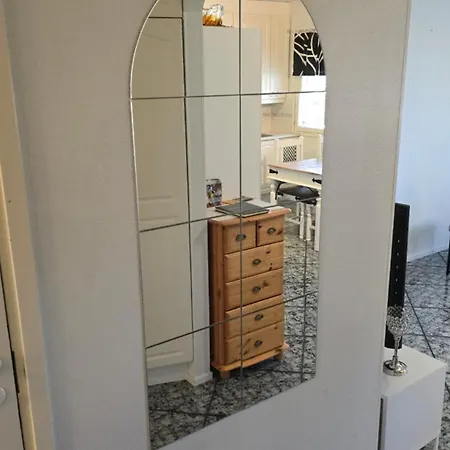 Nelioinen: Spacious Townhouse With Sauna And Modern Amenities Holiday home